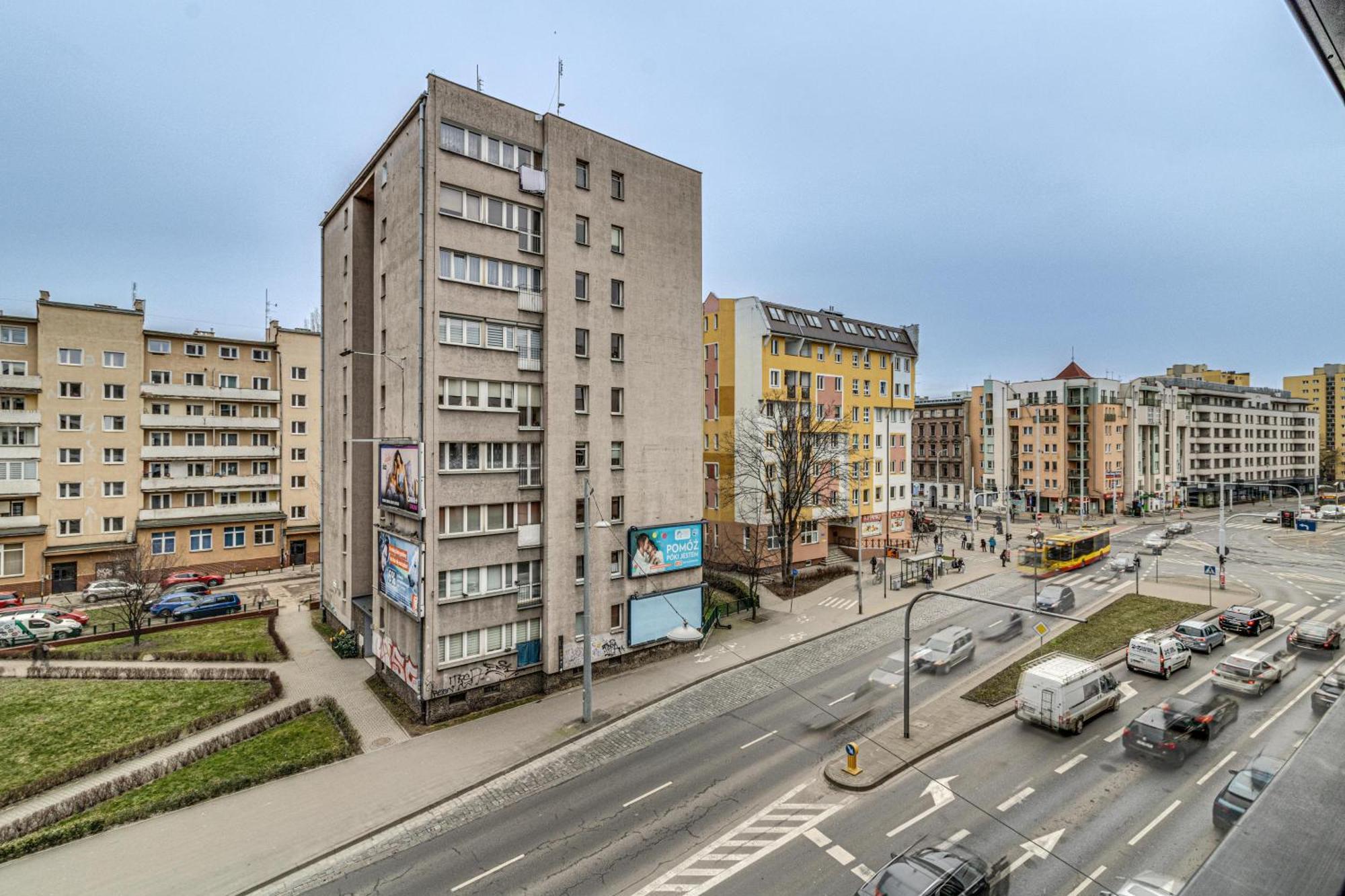 Rentplanet - Apartament Wyszynskiego Wroclaw Exterior photo